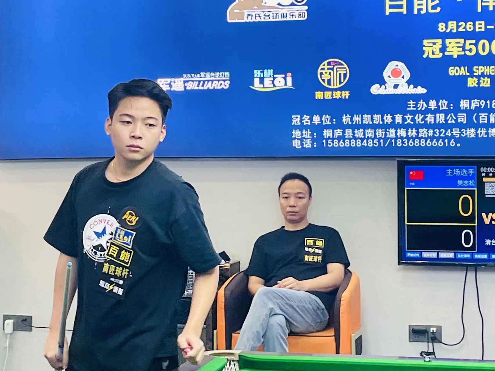 面对一位似 面对一位似