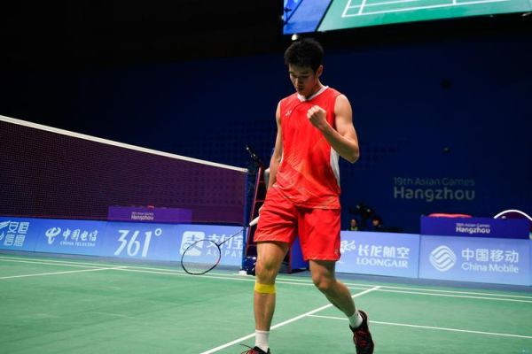 姆一家近照 姆一家近照