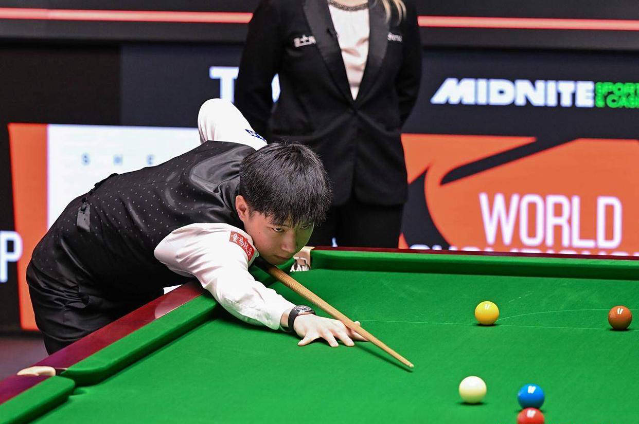 高强度的防 高强度的防