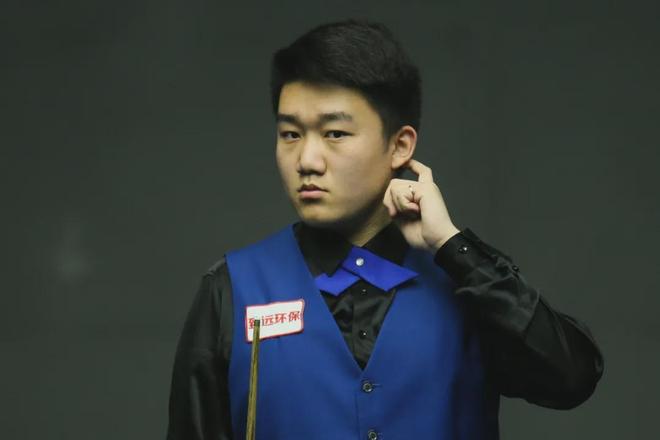 山东体彩女 山东体彩女