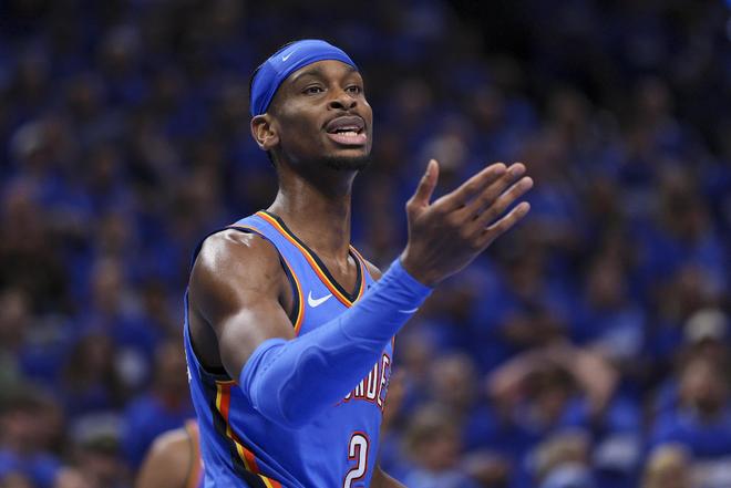 她不仅表现 她不仅表现