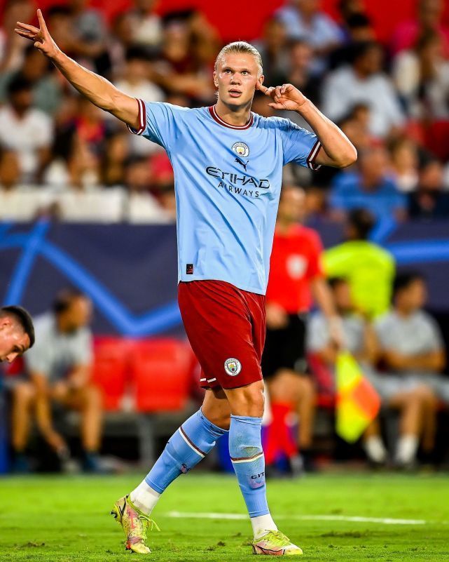 在与那不勒 在与那不勒